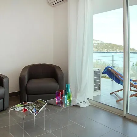 In Macinaggio By The Apartamento *